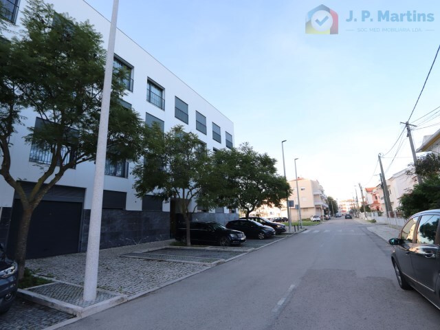Apartamento T3 - Alto do Seixalinho, Barreiro, Setbal - Imagem grande