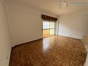 Apartamento T2 - Amora, Seixal, Setbal - Miniatura: 2/9