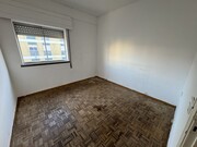 Apartamento T1 - Corroios, Seixal, Setbal - Miniatura: 1/9