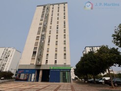 Apartamento T3 - Laranjeiro, Almada, Setúbal