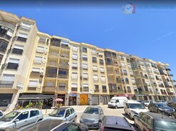 Apartamento T3 - Amora, Seixal, Set�bal