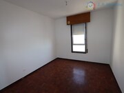 Apartamento T3 - Laranjeiro, Almada, Set�bal - Miniatura: 8/9