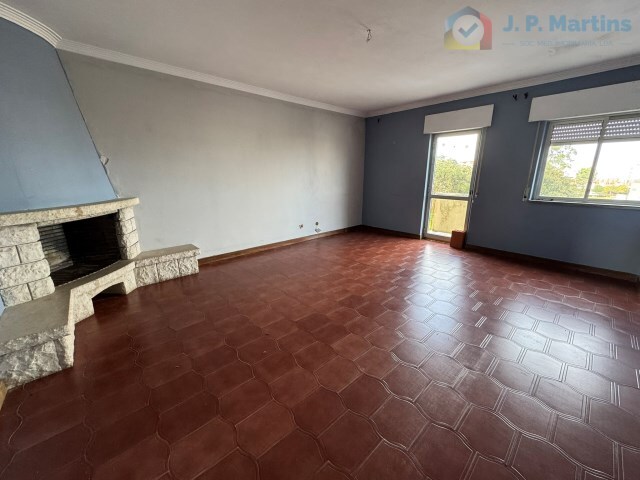 Apartamento T2 - Laranjeiro, Almada, Setúbal - Imagem grande
