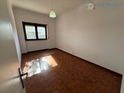 Apartamento T2 - Laranjeiro, Almada, Setbal - Miniatura: 3/9