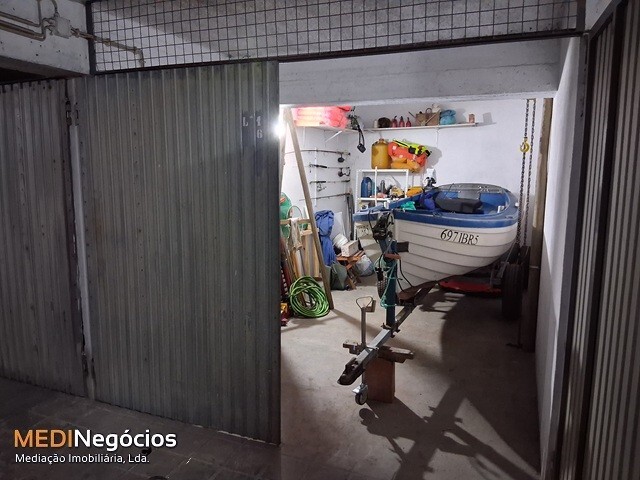 Garagem - Montijo, Montijo, Set�bal - Imagem grande