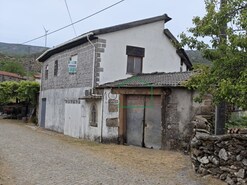 Moradia - Arga de So Joo, Caminha, Viana do Castelo