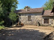 Moradia T2 - Infesta, Paredes de Coura, Viana do Castelo - Miniatura: 1/9