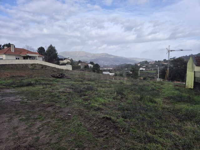 Terreno Urbano - Ribeira, Ponte de Lima, Viana do Castelo - Imagem grande