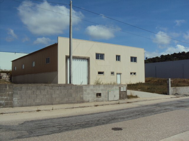 Armazém - Castanheira, Paredes de Coura, Viana do Castelo - Imagem grande
