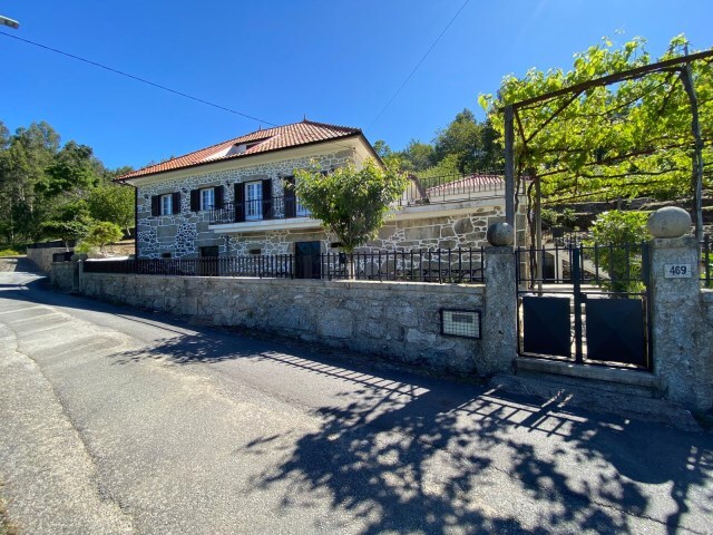 Moradia T3 - Infesta, Paredes de Coura, Viana do Castelo - Imagem grande