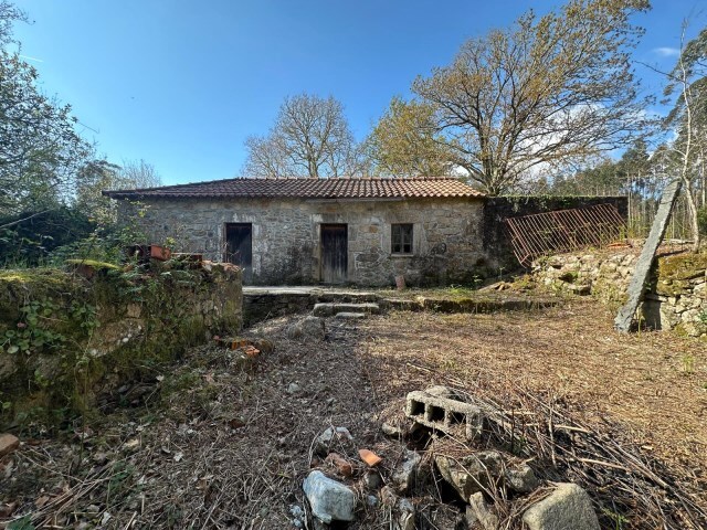 Moradia - Coura, Paredes de Coura, Viana do Castelo - Imagem grande