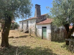 Moradia T0 - Vitorino das Donas, Ponte de Lima, Viana do Castelo