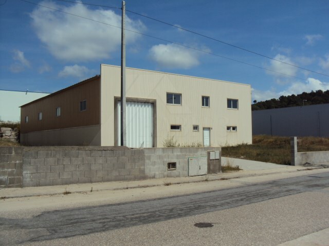 Armazm - Castanheira, Paredes de Coura, Viana do Castelo - Imagem grande
