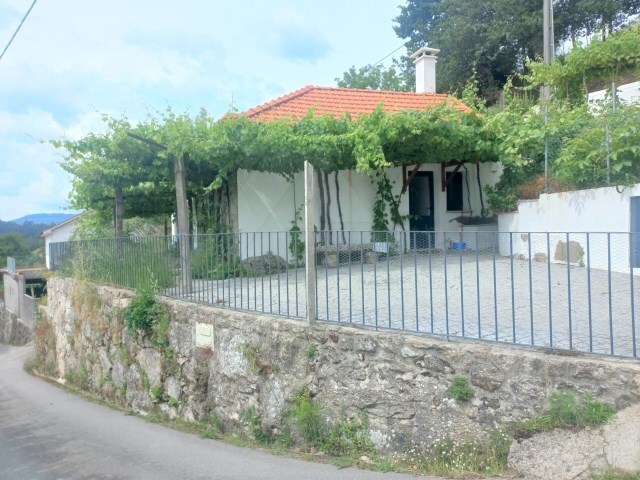 Moradia T1 - Padornelo, Paredes de Coura, Viana do Castelo - Imagem grande