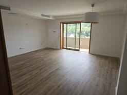 Apartamento T3 - Celeiros, Braga, Braga