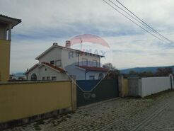 Moradia T4 - Santa Cruz/Trindade, Chaves, Vila Real