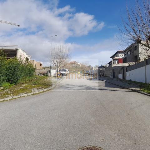 Terreno Urbano T0 - Não Definido, Lamego, Viseu - Imagem grande