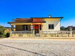 Moradia T4 - Pai Penela, Meda, Guarda