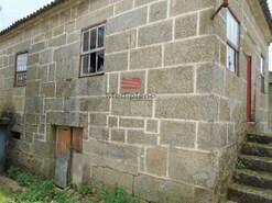 Moradia T4 - S. Jo�o de Lourosa, Viseu, Viseu