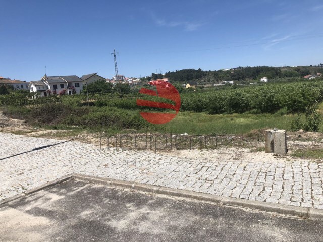 Terreno Urbano - Moimenta da Beira, Moimenta da Beira, Viseu - Imagem grande