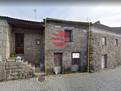 Moradia T3 - Rua, Moimenta da Beira, Viseu