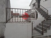 Moradia T4 - Rua, Moimenta da Beira, Viseu - Miniatura: 1/9