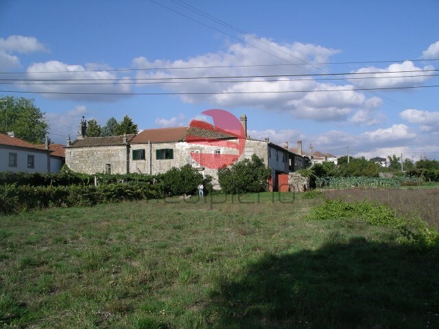 Moradia T2 - Rua, Moimenta da Beira, Viseu - Imagem grande