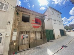 Moradia T4 - Moimenta da Beira, Moimenta da Beira, Viseu