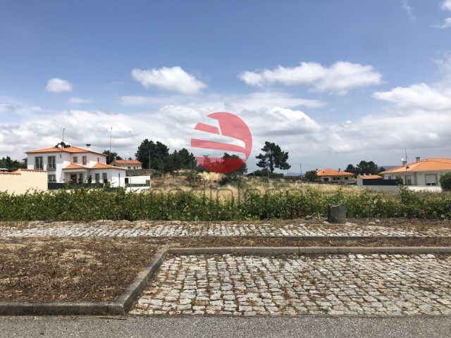 Terreno Urbano - Moimenta da Beira, Moimenta da Beira, Viseu - Imagem grande