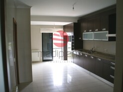 Moradia T5 - Repeses, Viseu, Viseu