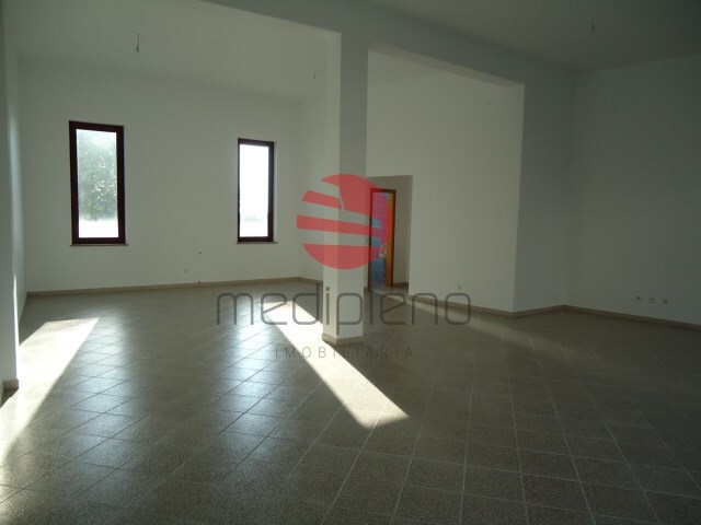 Loja - S�t�o, S�t�o, Viseu - Imagem grande
