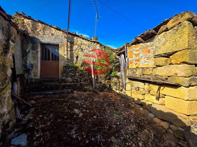 Moradia T1 - Longroiva, Meda, Guarda - Imagem grande