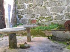 Moradia T4 - S. Jo�o de Lourosa, Viseu, Viseu