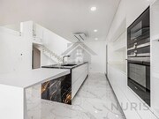 Apartamento T4 - Afonsoeiro, Montijo, Setbal - Miniatura: 1/9