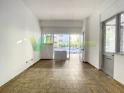 Com�rcio - Portim�o, Portim�o, Faro (Algarve) - Miniatura: 2/8