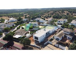 Moradia T3 - Mexilhoeira Grande, Portimo, Faro (Algarve)