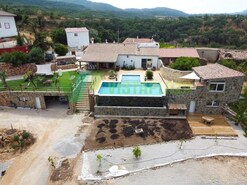 Moradia T3 - Alte, Loul�, Faro (Algarve)