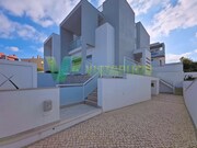 Moradia T3 - Estombar, Lagoa (Algarve), Faro (Algarve) - Miniatura: 2/9