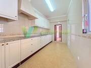 Moradia T2 - Portimo, Portimo, Faro (Algarve) - Miniatura: 6/9