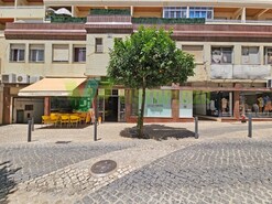 Loja - Portim�o, Portim�o, Faro (Algarve)