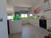 Moradia T5 - Estombar, Lagoa (Algarve), Faro (Algarve) - Miniatura: 1/9