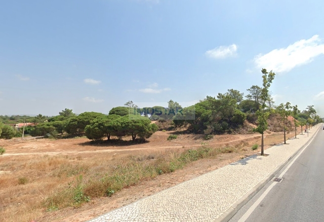 Terreno Urbano T0 - Quarteira, Loul, Faro (Algarve) - Imagem grande