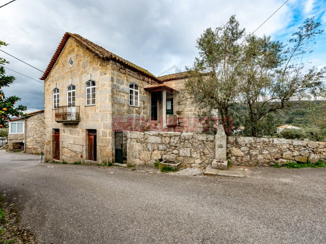 Moradia T4 - Forno Telheiro, Celorico da Beira, Guarda - Imagem grande