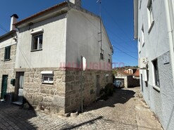 Moradia T2 - Figueir da Granja, Fornos de Algodres, Viseu