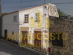 Moradia T2 - Vila Cort�s do Mondego, Guarda, Guarda