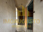 Moradia T2 - Forno Telheiro, Celorico da Beira, Guarda - Miniatura: 2/9