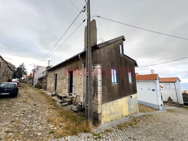 Moradia T3 - Folgosinho, Gouveia, Guarda - Imagem grande