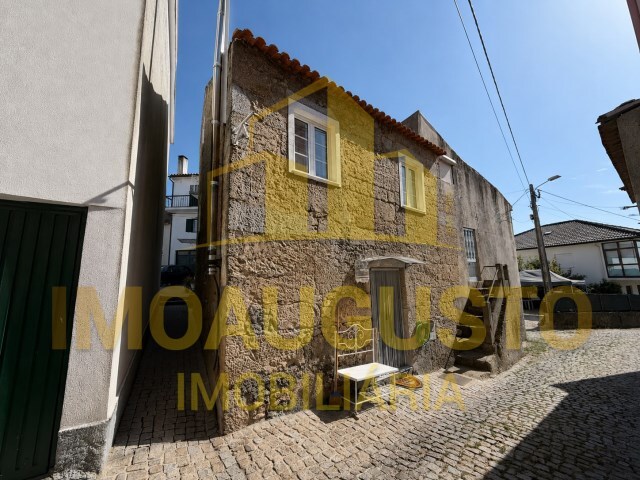 Moradia T3 - Pa�os da Serra, Gouveia, Guarda - Imagem grande