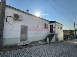 Moradia T4 - Lajeosa, Sabugal, Guarda
