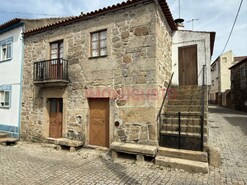 Moradia T3 - Cinco Vilas e Reigada, Figueira de Castelo Rodrigo, Guarda